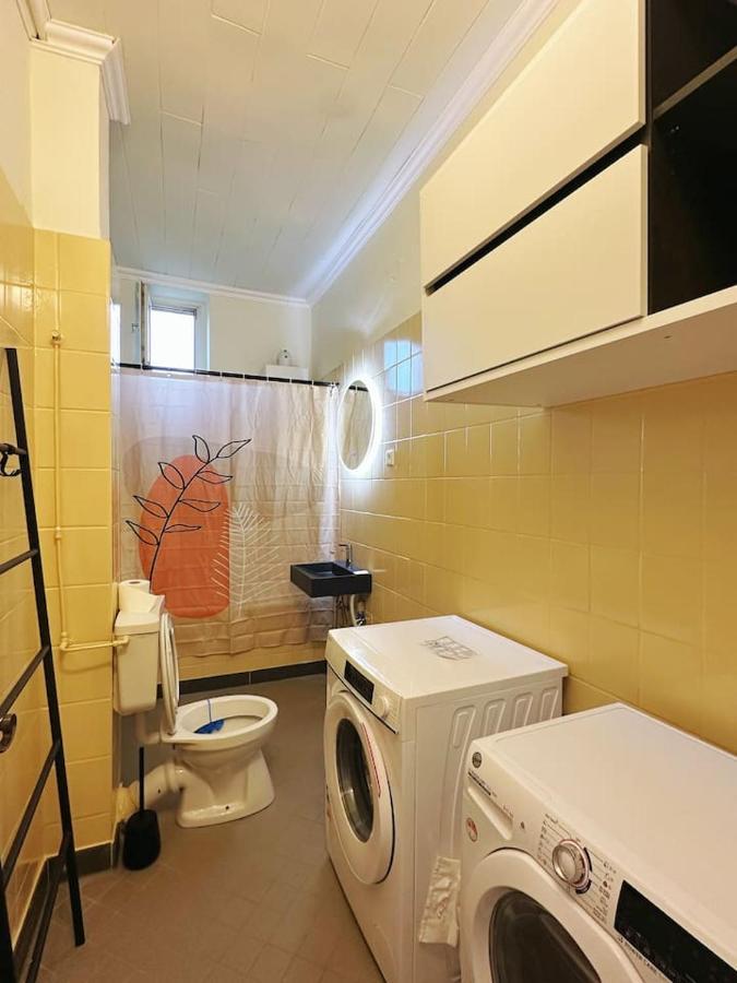 2 Schlafzimmer Waschenspuelmaschine Duisburg Zewnętrze zdjęcie