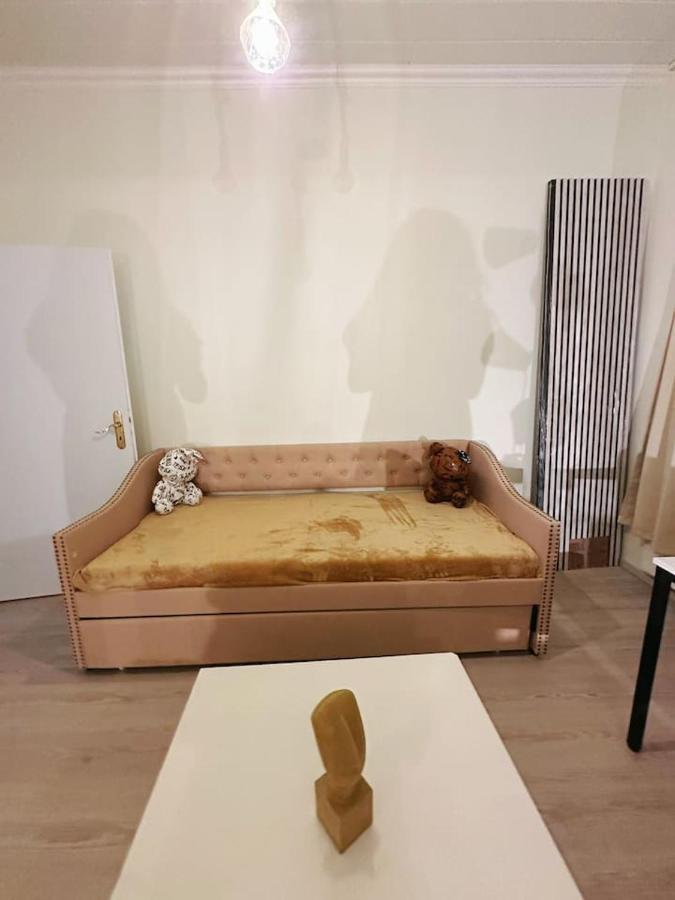 2 Schlafzimmer Waschenspuelmaschine Duisburg Zewnętrze zdjęcie