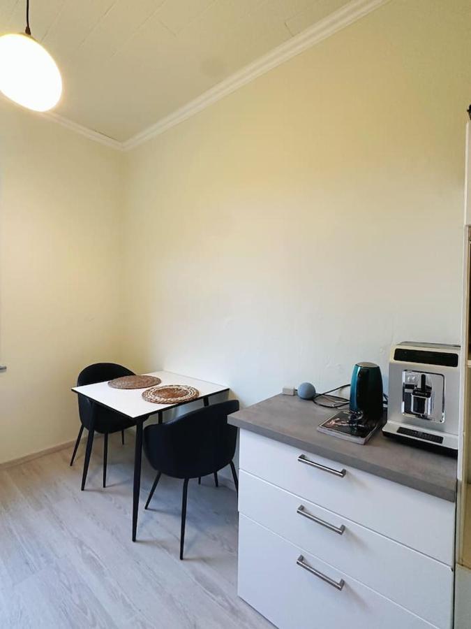 2 Schlafzimmer Waschenspuelmaschine Duisburg Zewnętrze zdjęcie